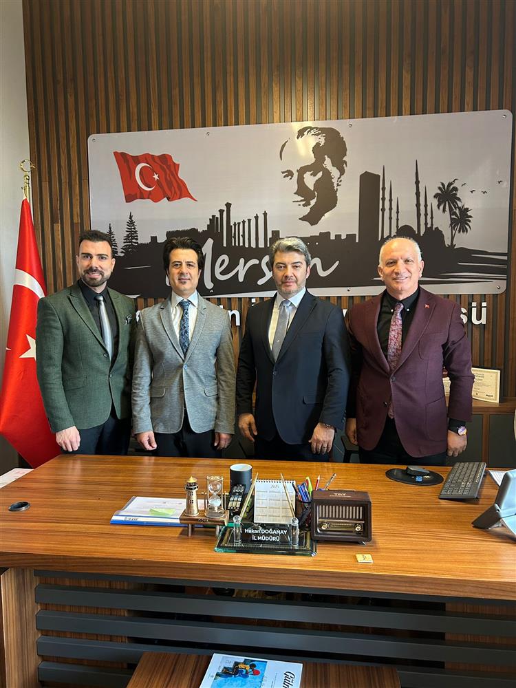 Güzel Sanatlar Müdürü 2.jpg Güzel Sanatlar Müdürü 2.jpg