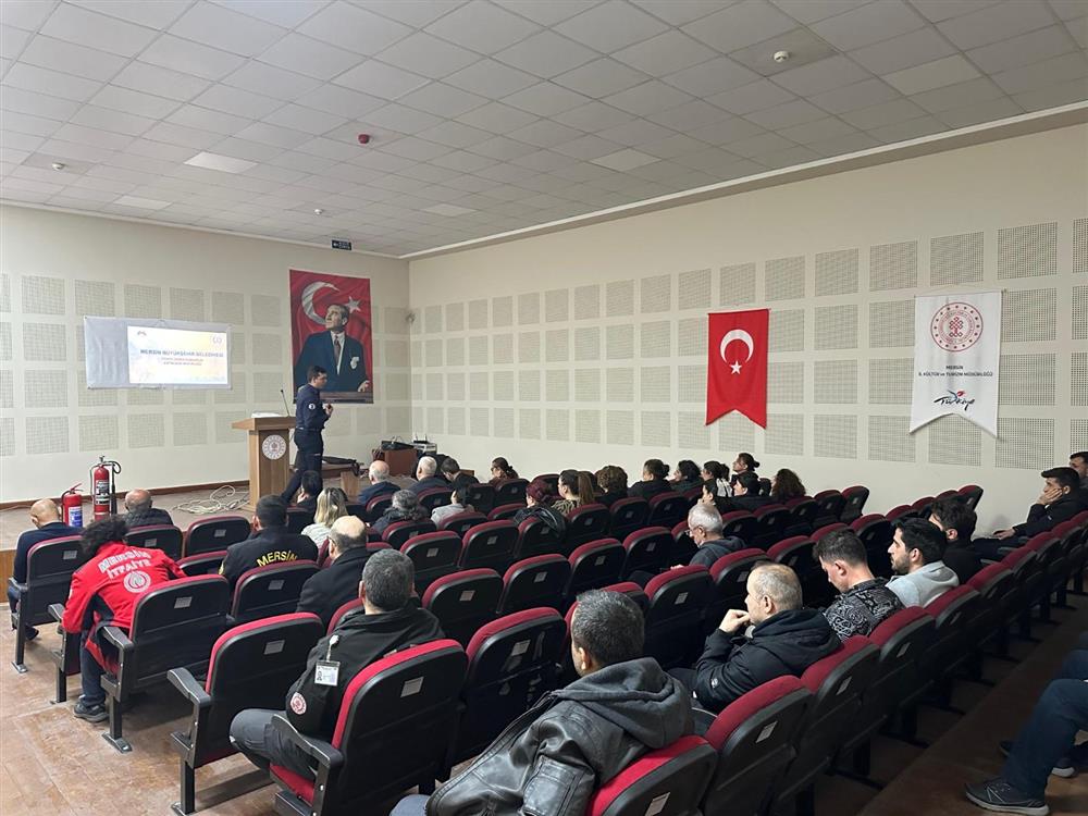 Yangın Eğitimi 1.jpg