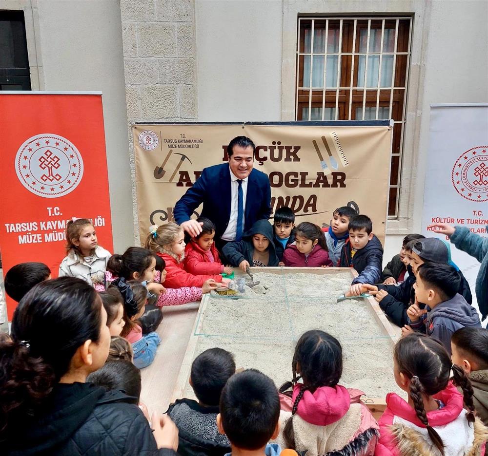 Proje Arkeolog 2.jpg